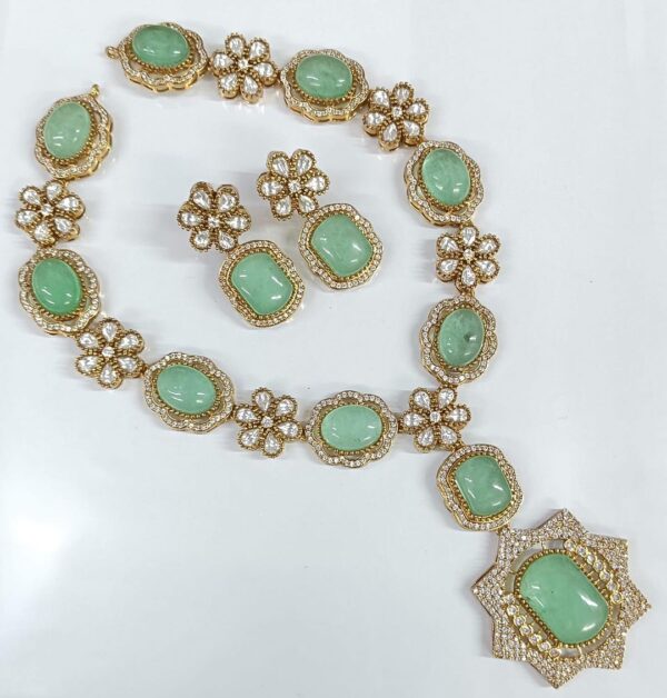 Indian Gold Plated CZ Bollywood Style Choke Kundan Blue Necklace Jewelry Set - Image 3