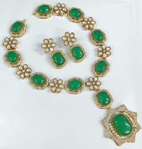 Indian Gold Plated CZ Bollywood Style Choke Kundan Blue Necklace Jewelry Set