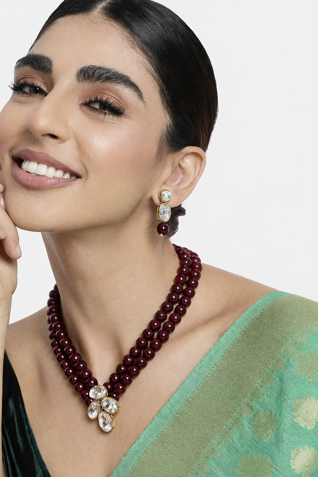 Maroon & Kundan Oval-Cut Necklace Set – Traditional Gold-Plated Bead Jewellery with Matching Drop Earrings for Weddings & Festive Wear